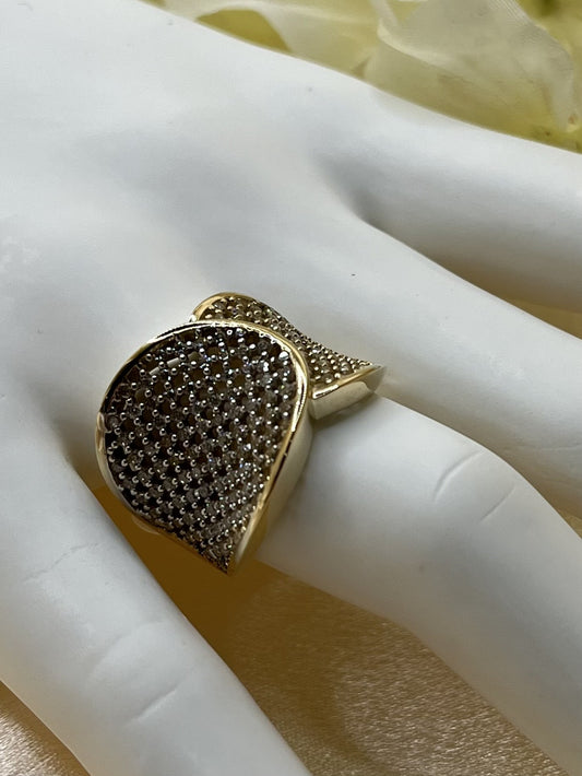 14K Yellow Gold Zirconia Stone Encrusted Ring - 7.0 g