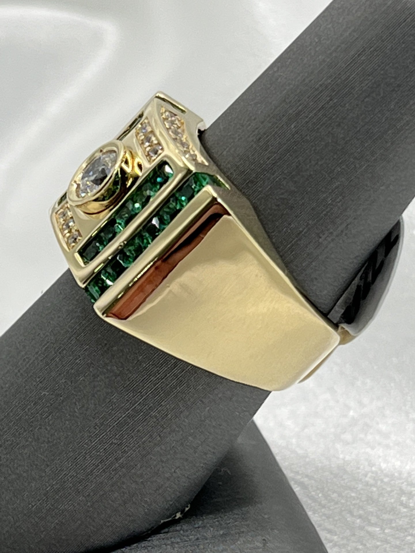 14K Gold Men's Ring with White and Green Zirconia Stones